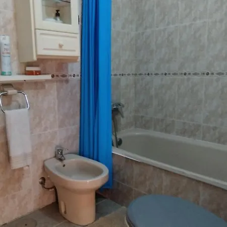 Los Cristianos,room In A Shared Alloggio in famiglia Arona (Tenerife)