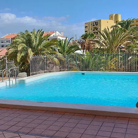 Alloggio in famiglia Los Cristianos,room In A Shared